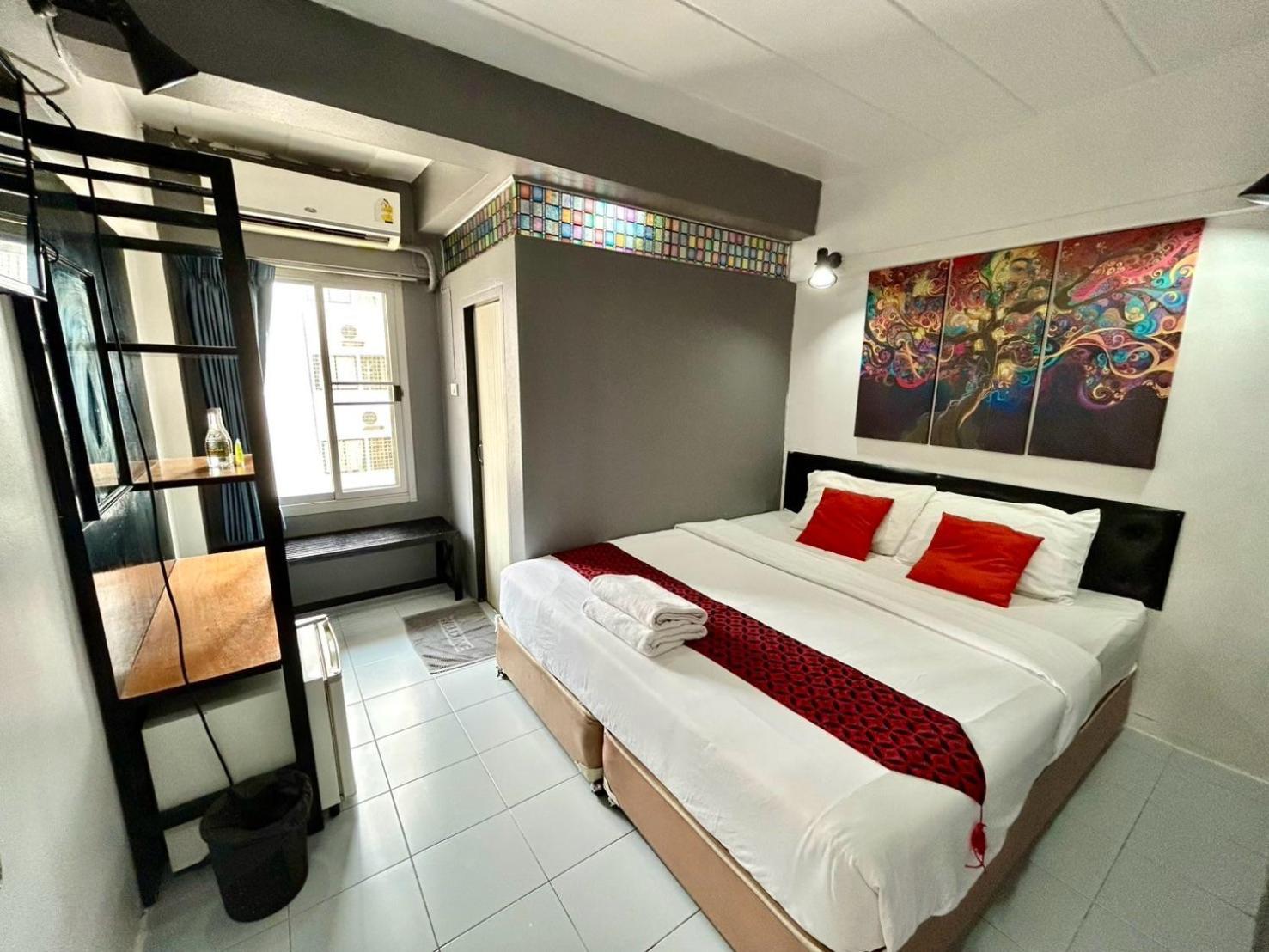 Khaosan Art Hotel Bangkok Extérieur photo