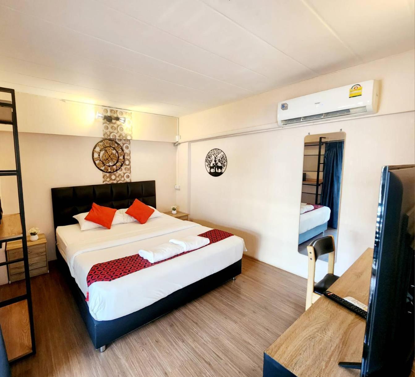 Khaosan Art Hotel Bangkok Extérieur photo